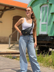 פאוץ' רוני גדול שחור מט דמוי עור