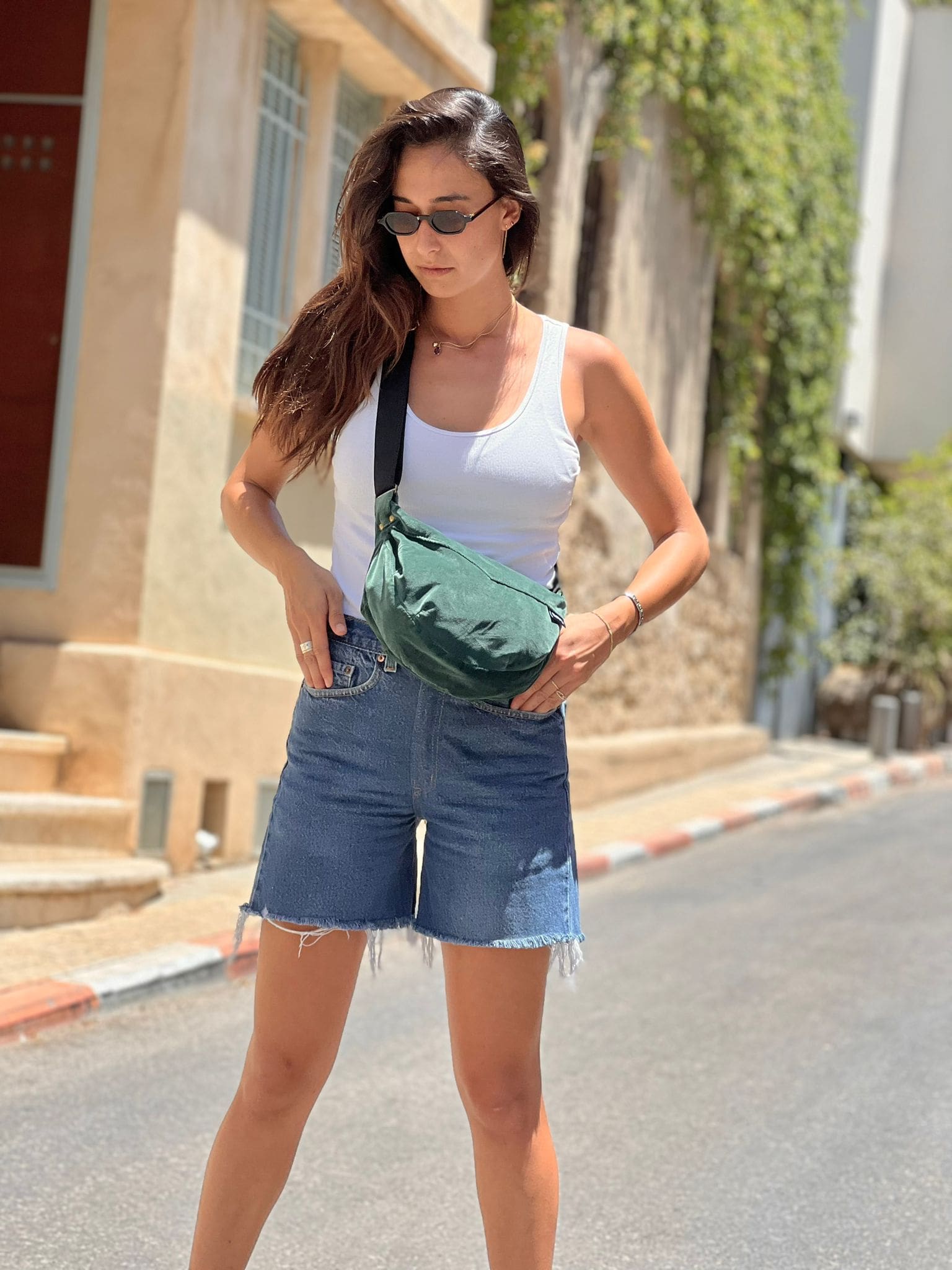 תיק צד ויטל ירוק בקבוק קטיפה