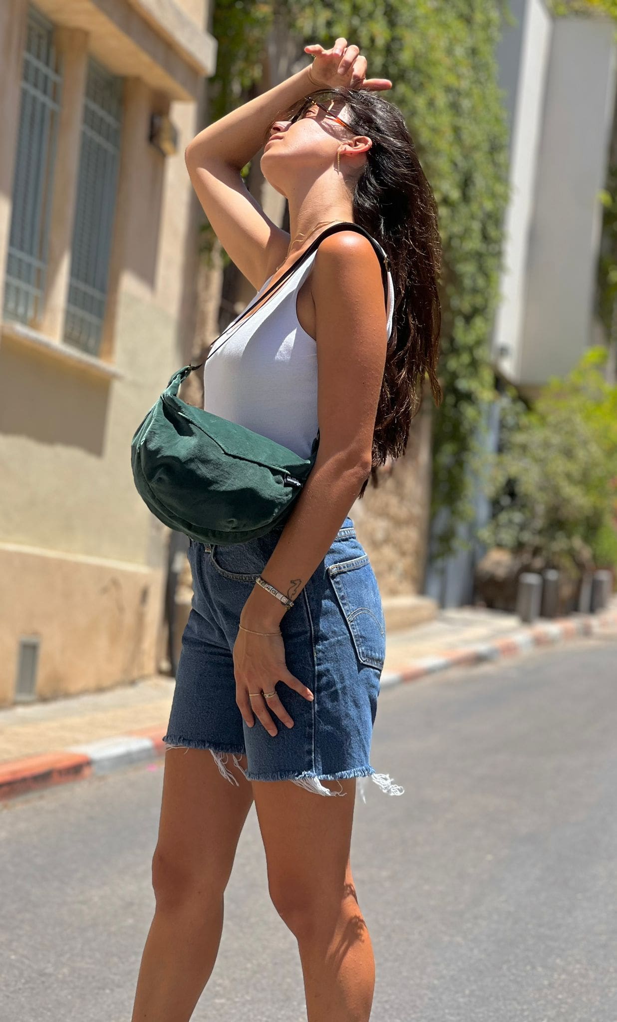 תיק צד ויטל ירוק בקבוק קטיפה