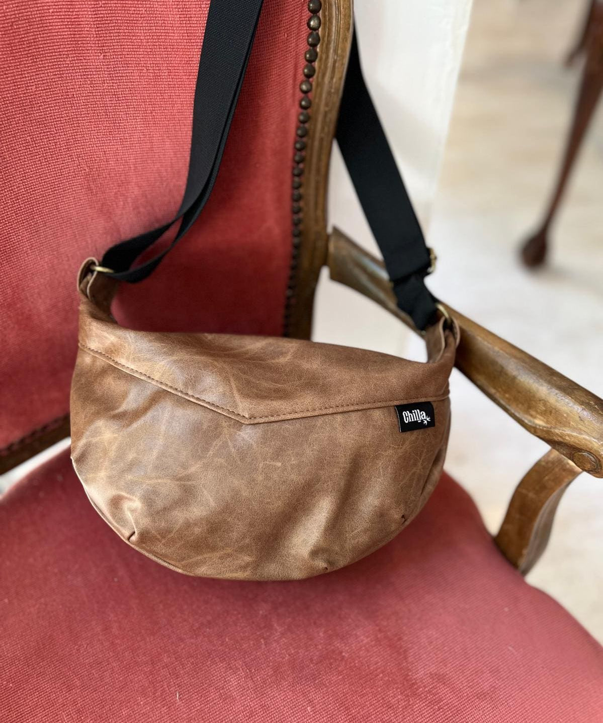 תיק צד ויטל קאמל רטרו