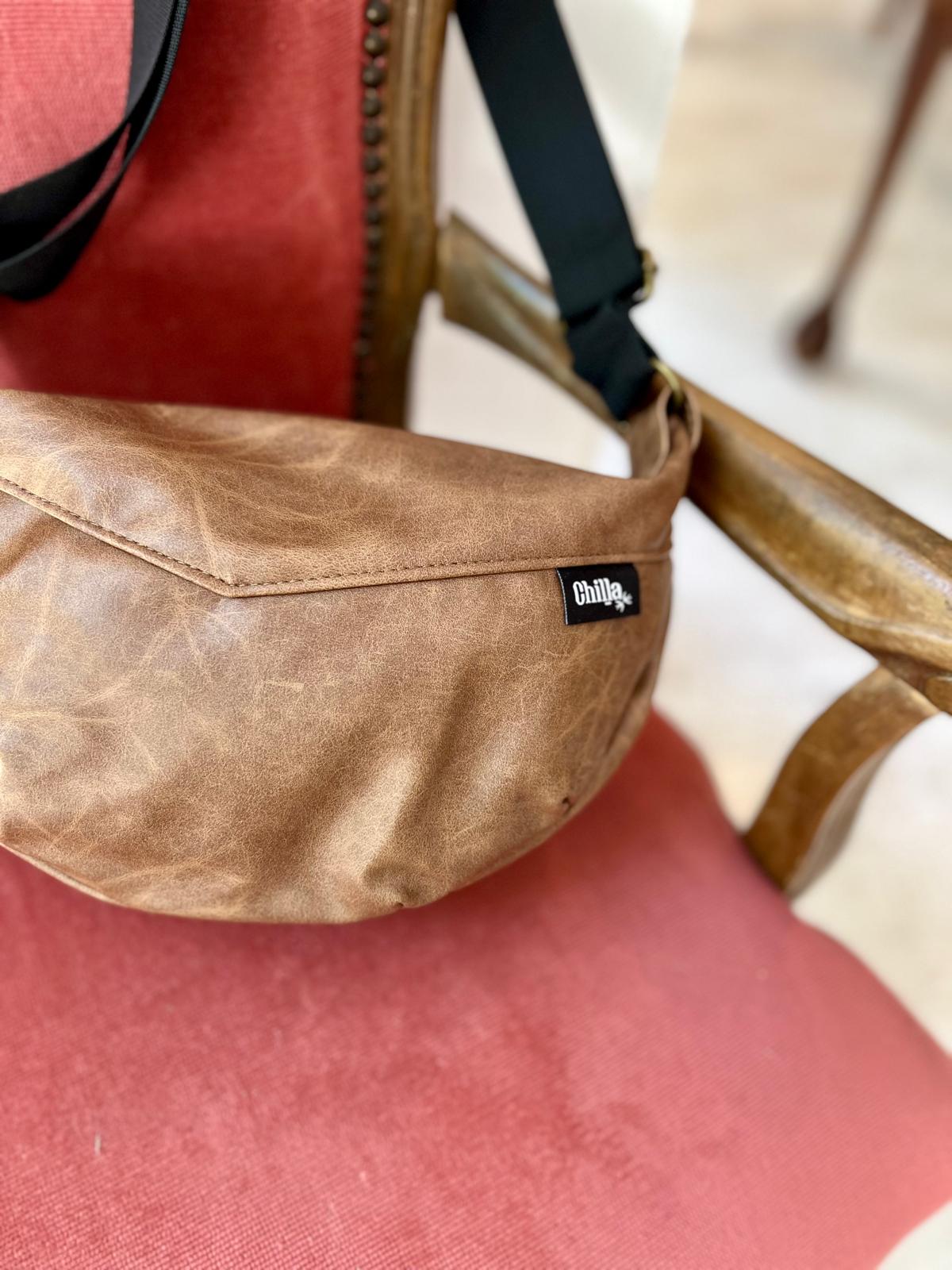 Retro Camel Vital Shoulder Bag -