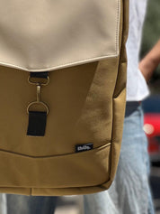 תיק גב סטודנטס בינוני חרדל קנבס ושמנת נובוק