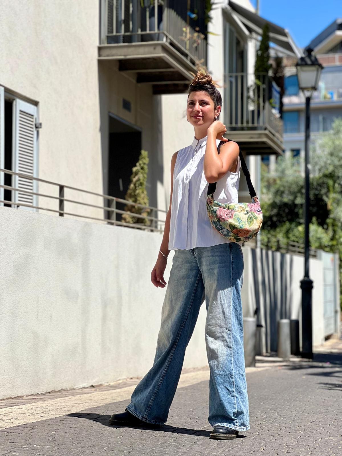 New Vintage Cream Vital Side Bag