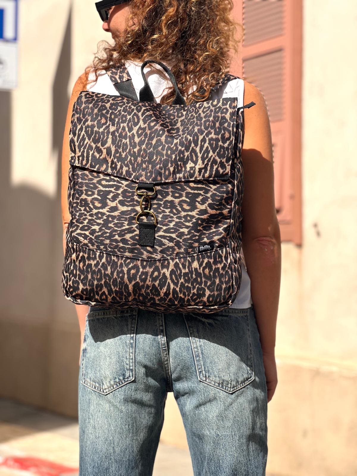 תיק סטודנטס גדול מנומר היסטרי!