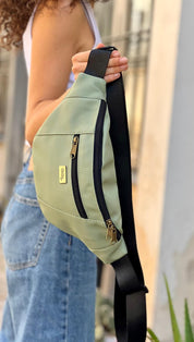 פאוץ' רוני גדול ירוק תפוח