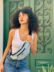 פאוץ' רוני גדול תכלת בייבי