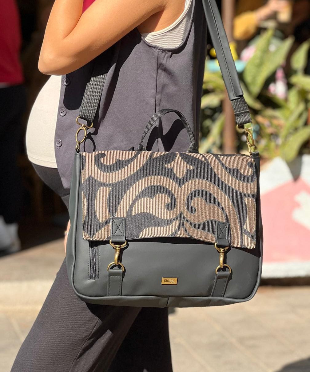 צד Jaffa גדול שחור עיטורים