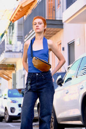 פאוץ' "הלגה" חום מוזהב קטיפה