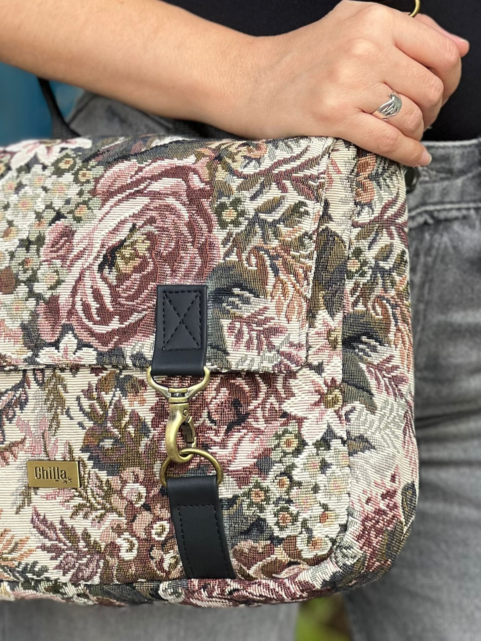 Nostalgic Floral Jaffa Backpack/Side Bag