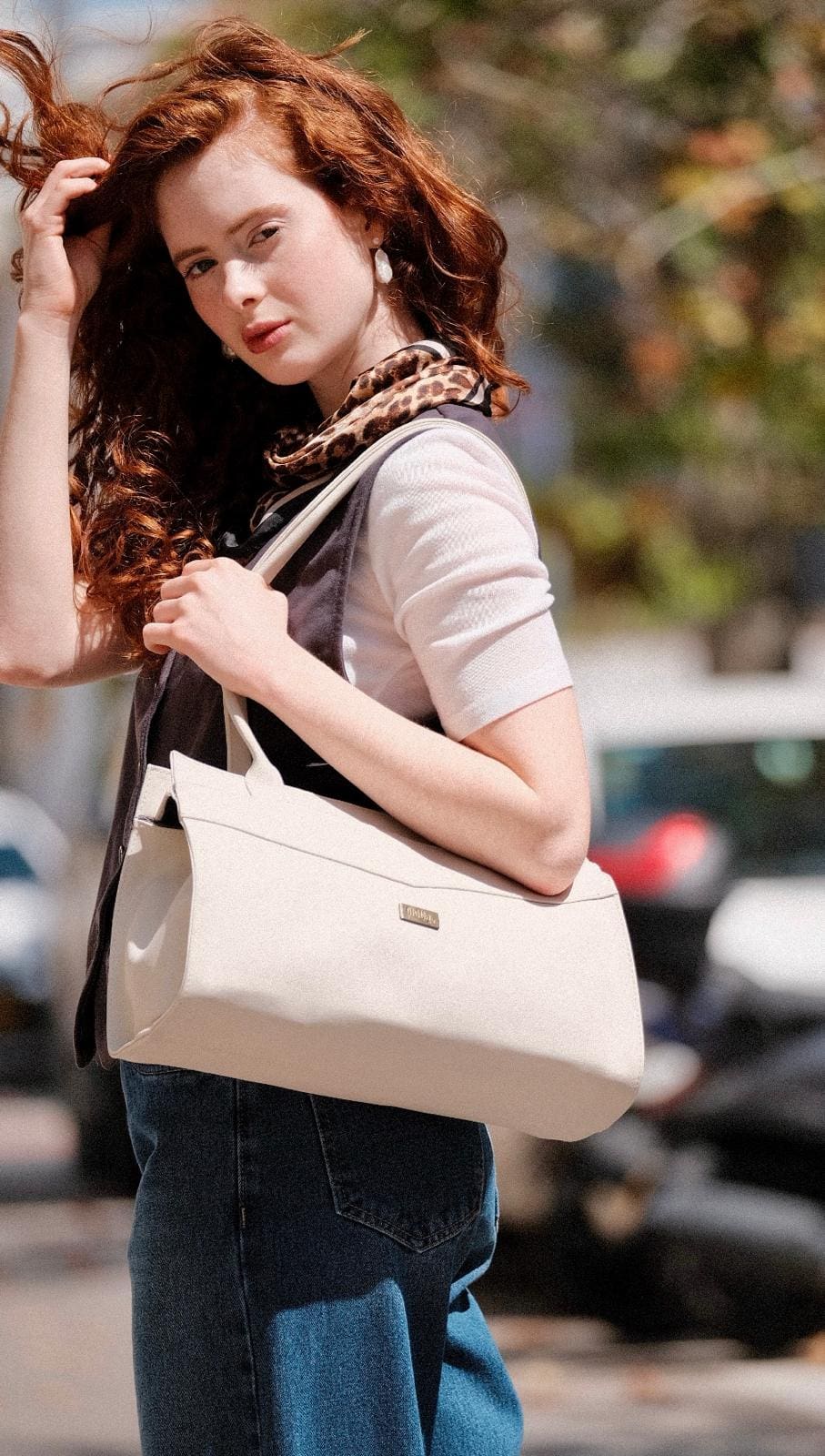 תיק כתף Lou'iz בלן