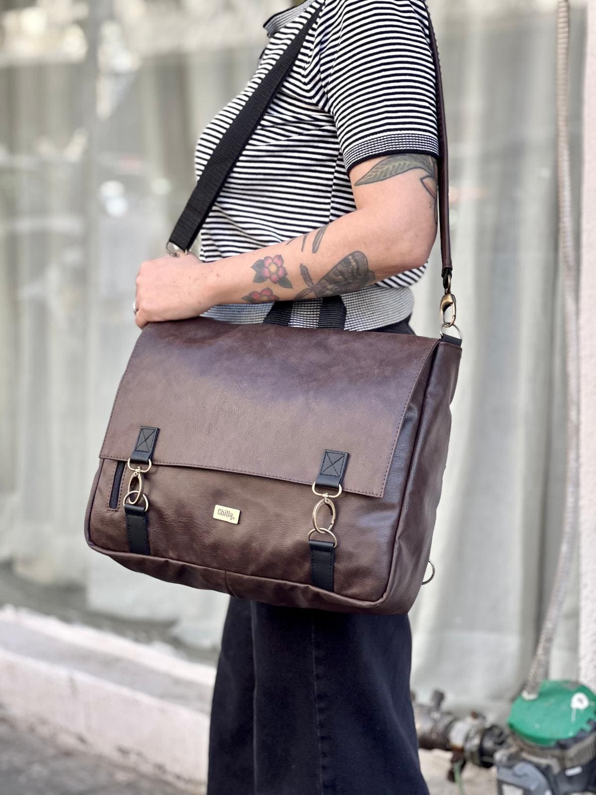 תיק גב/צד Jaffa גדול חום דמוי עור