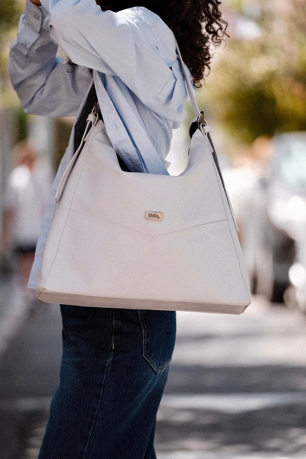 תיק צד Renée שמנת