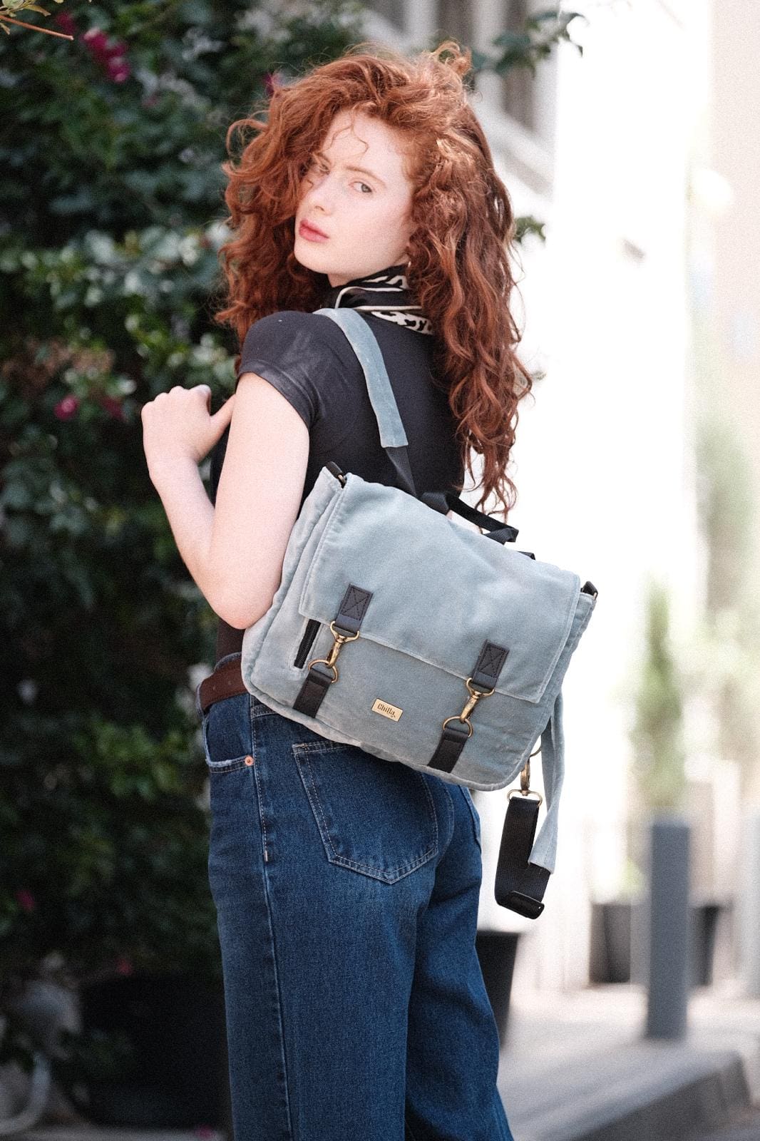 תיק גב/צד Jaffa תכלת קטיפה