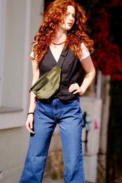 פאוץ' רוני גדול ירוק עתיק קטיפה