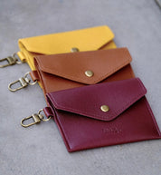 נרתיק קטן חום