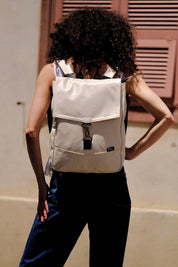 תיק סטודנטס בינוני שמנת