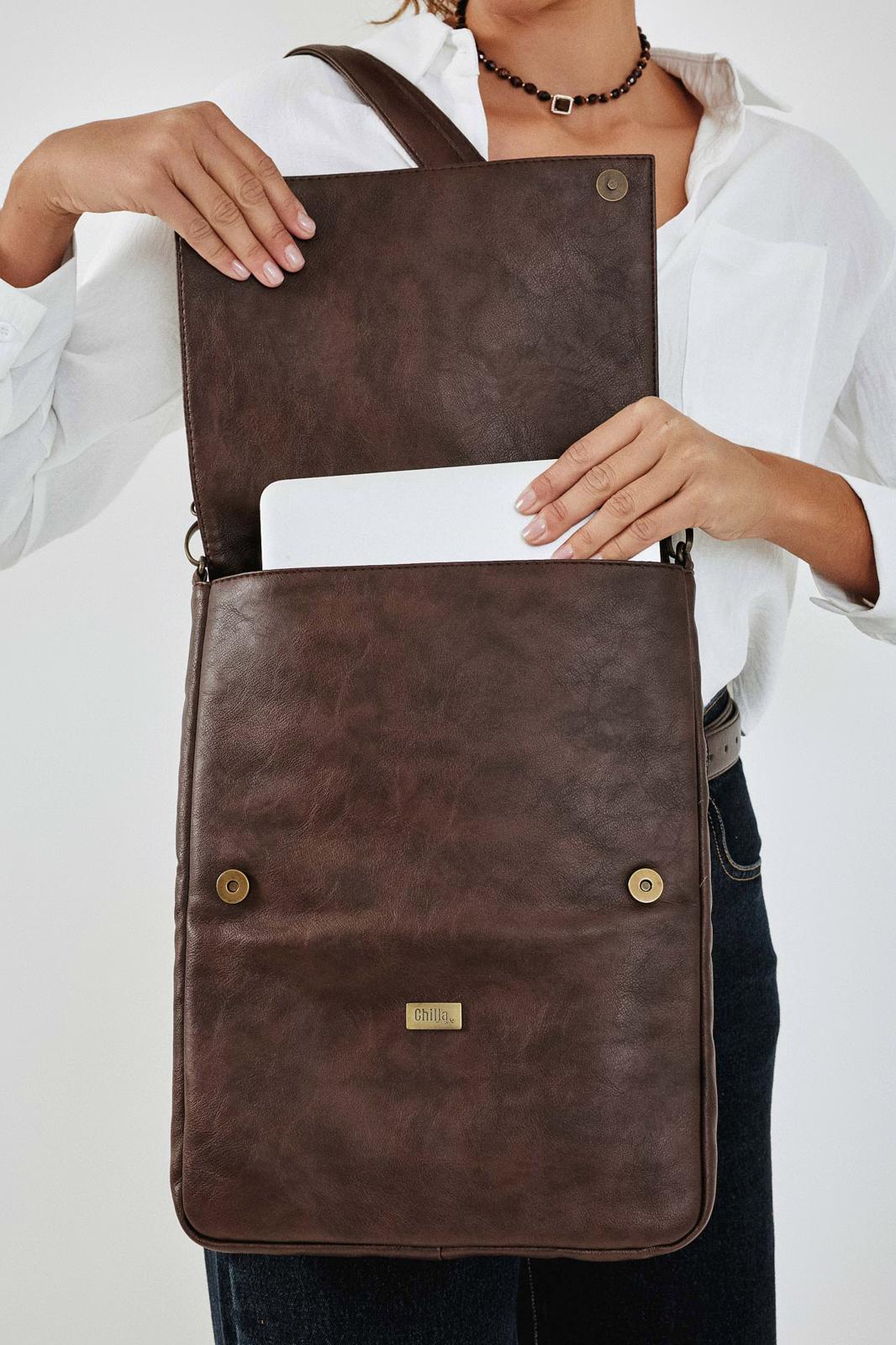 Retro Brown Laptop Case with a Removable Strap