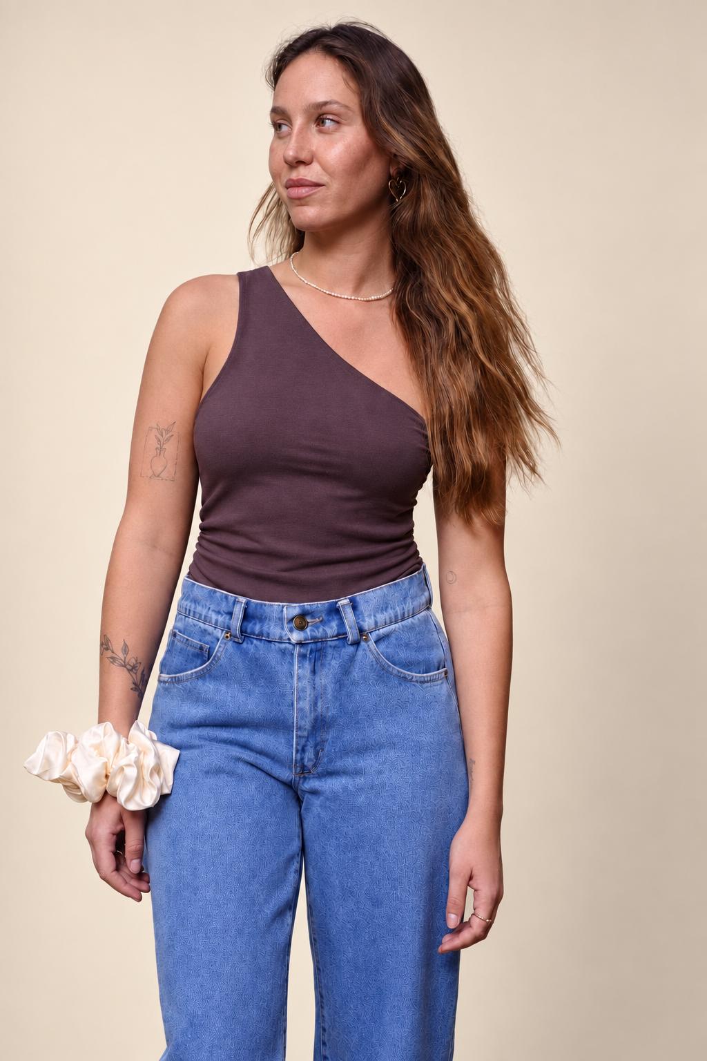 One Shoulder Top – Brown