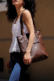 תיק צד Tommy גדול חום רטרו