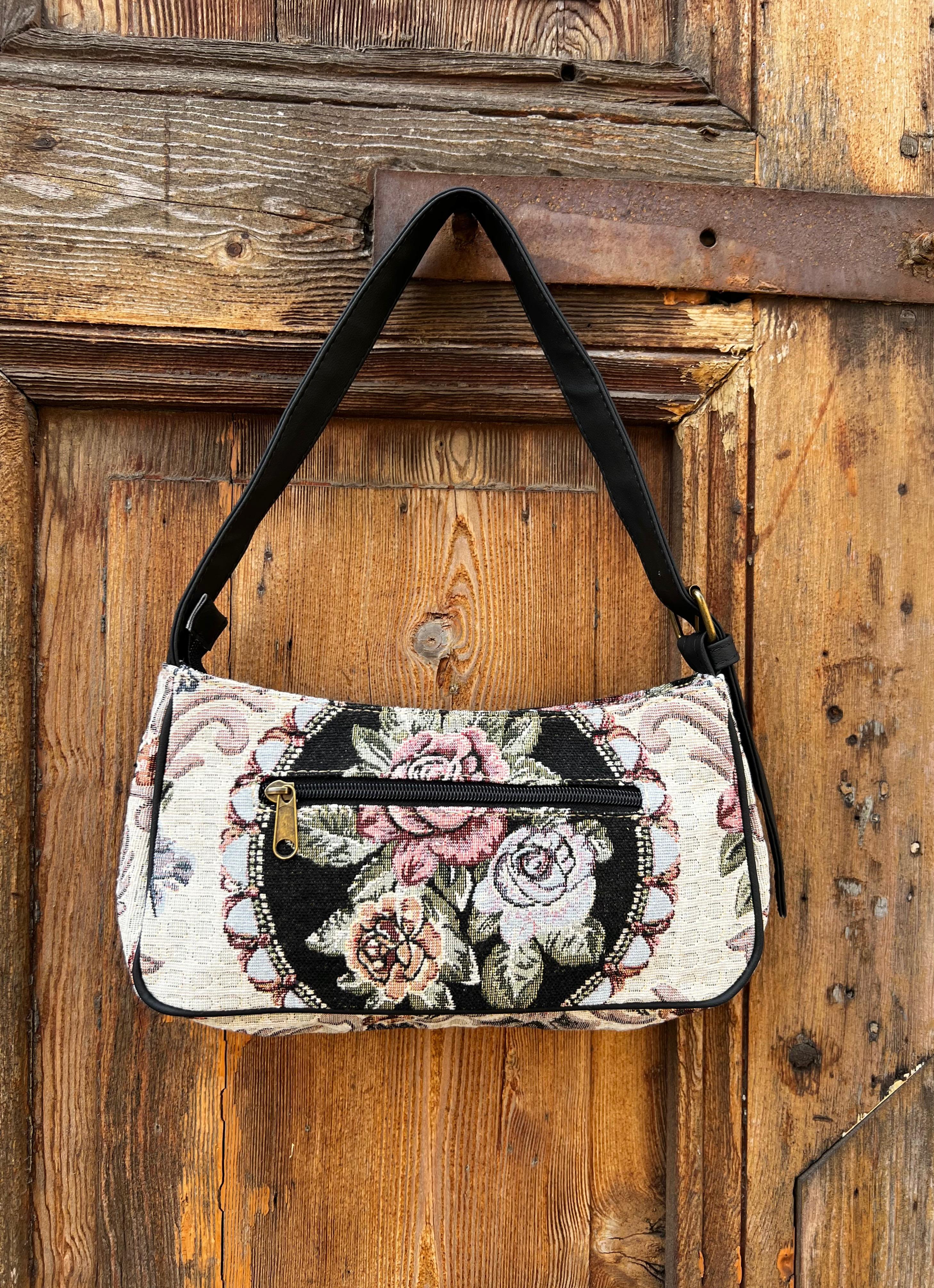 Talo'r Crossbody Bag – Vintage Vegan Leather