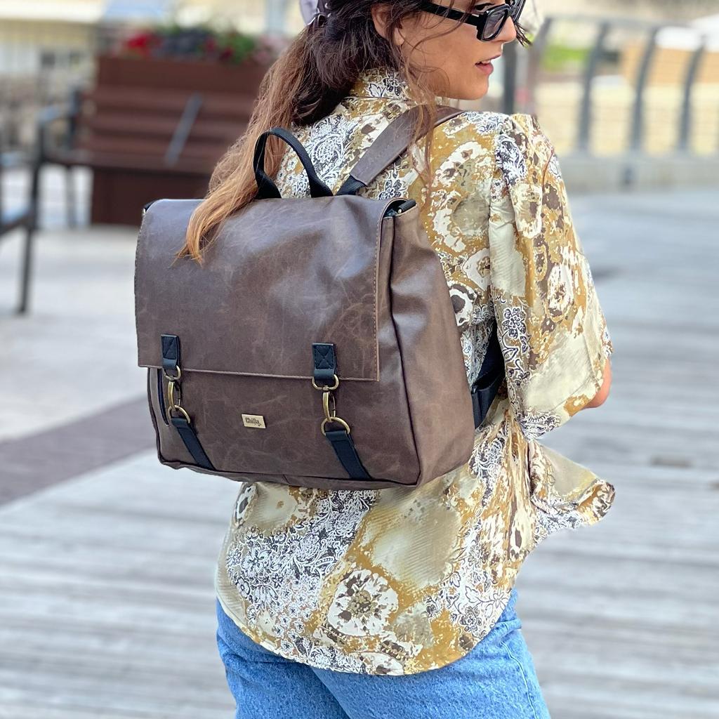 Brauner, großer „Jaffa“-Rucksack/Seitentasche aus veganem Leder